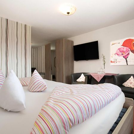 Hotel Restaurant Amadeus - Inclusive Skipass Und Vieles Mehr Bad Hindelang Esterno foto