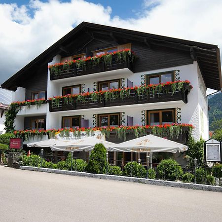 Hotel Restaurant Amadeus - Inclusive Skipass Und Vieles Mehr Bad Hindelang Esterno foto