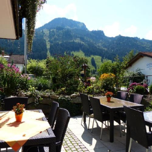 Hotel Restaurant Amadeus - Inclusive Skipass Und Vieles Mehr Bad Hindelang Esterno foto