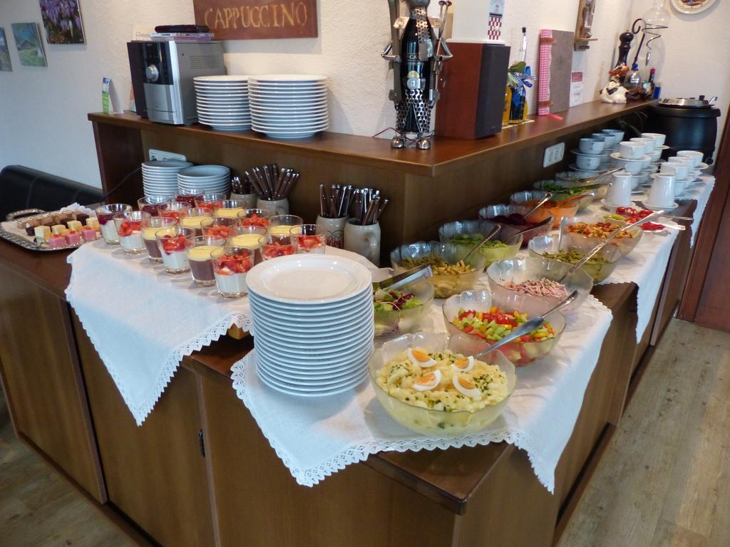Hotel Restaurant Amadeus - Inclusive Skipass Und Vieles Mehr Bad Hindelang Esterno foto