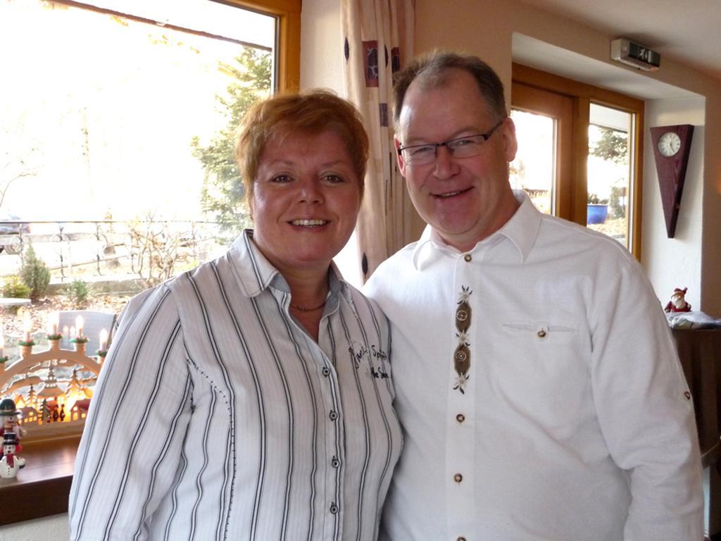 Hotel Restaurant Amadeus - Inclusive Skipass Und Vieles Mehr Bad Hindelang Esterno foto